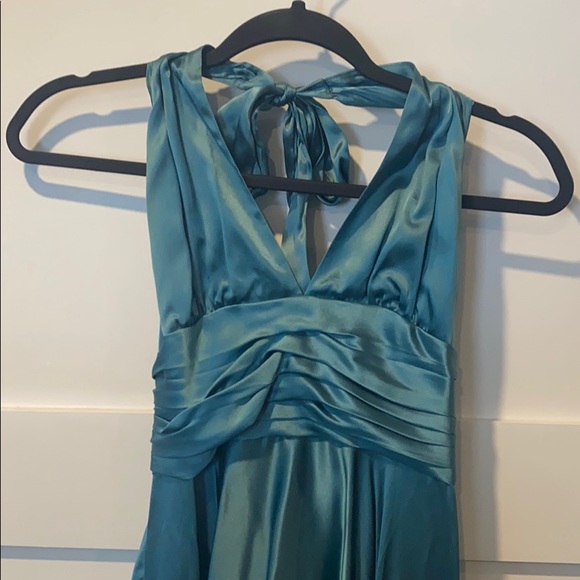 Beautiful 100% Silk Dress - Picture 2 of 6